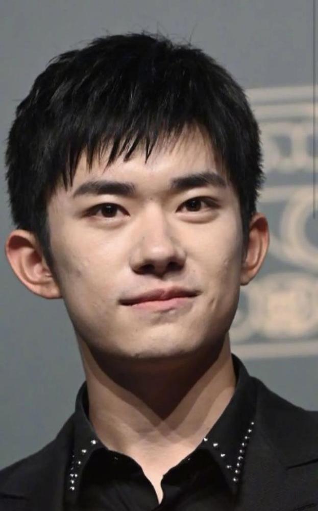 百花奖|百花奖众星高清生图：杨紫状态好刘晓庆水肿，易烊千玺痘印明显