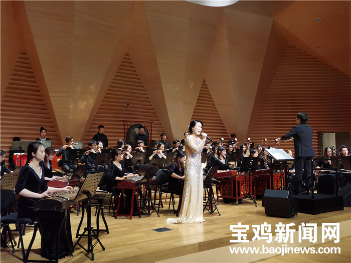 管弦|“联通中国 礼赞英模”大型管弦民族交响乐奏响宝鸡夜空