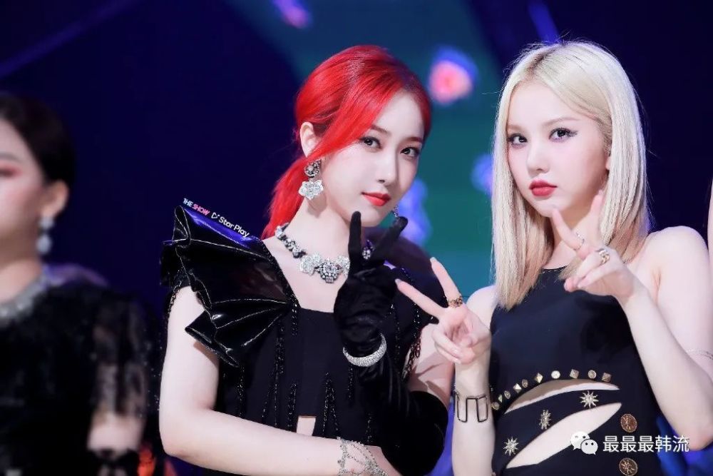 银河|她的脸也开始垮了？