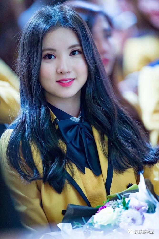 银河|她的脸也开始垮了？