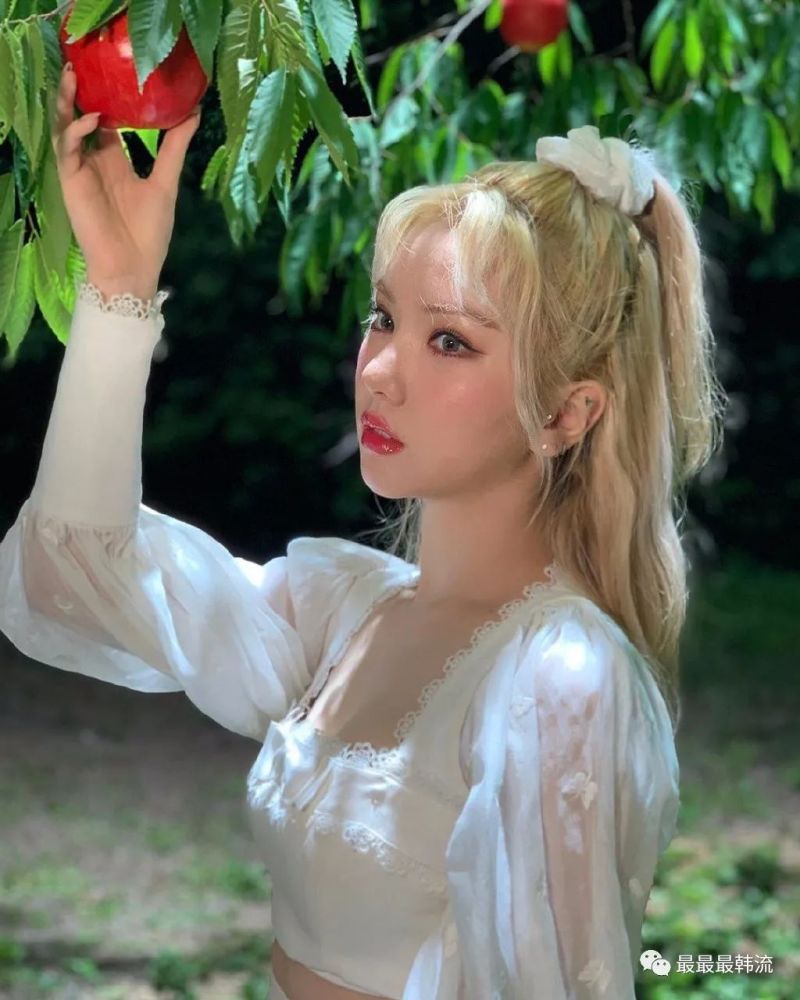 银河|她的脸也开始垮了？