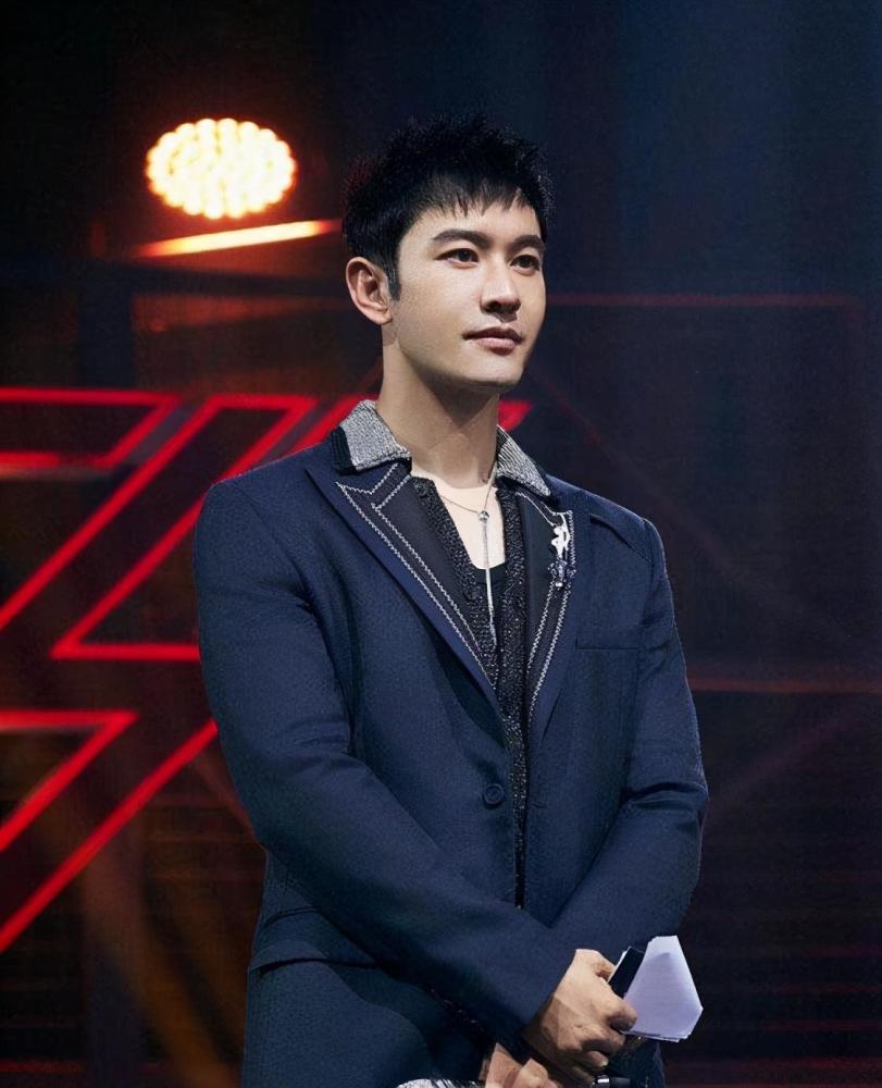 黄晓明|黄晓明获最佳男主角，肖央张译成陪跑，是实至名归还是运气爆棚？