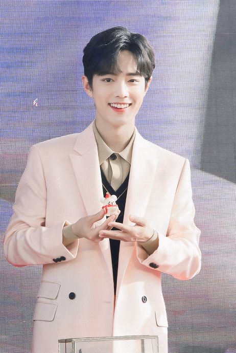 余生,请多指教|未播先火！肖战《余生》预告片播放量破2亿，人气有望超王一博