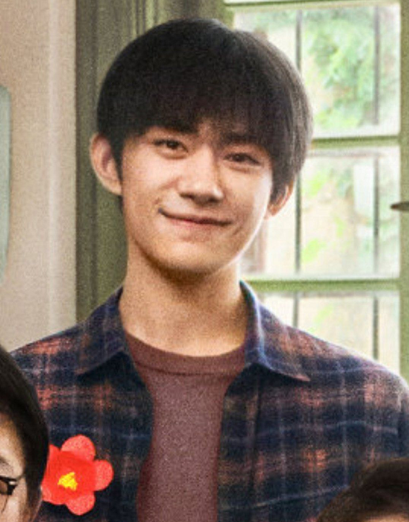 王一博|艺人新媒体指数排行，王一博第5，千玺第10，看到肖战：可惜了