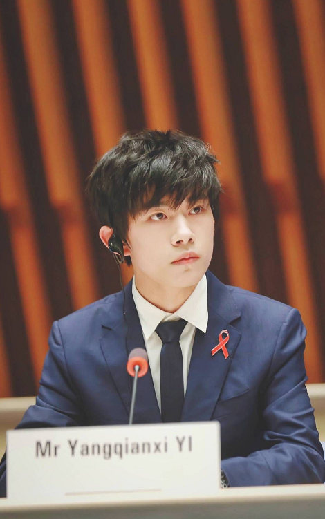 王一博|艺人新媒体指数排行，王一博第5，千玺第10，看到肖战：可惜了