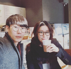 李泰兰公开回娘家幸福日常 自曝丈夫是外貌协会 3个月闪婚成传说