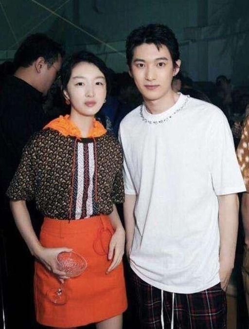 易烊千玺|翻版成毅袁冰妍？易烊千玺与她百花奖零交流，这件事成避嫌关键！