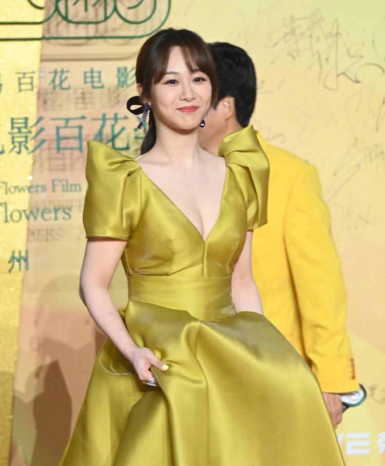 百花奖|百花奖众星生图，杨紫状态好造型拖后腿，易烊千玺造型略显成熟