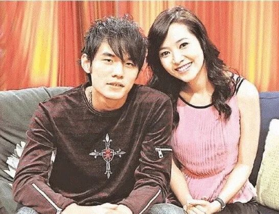 侯佩岑|他俩竟然遭遇社会性死亡？