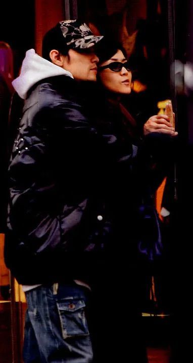 侯佩岑|他俩竟然遭遇社会性死亡？