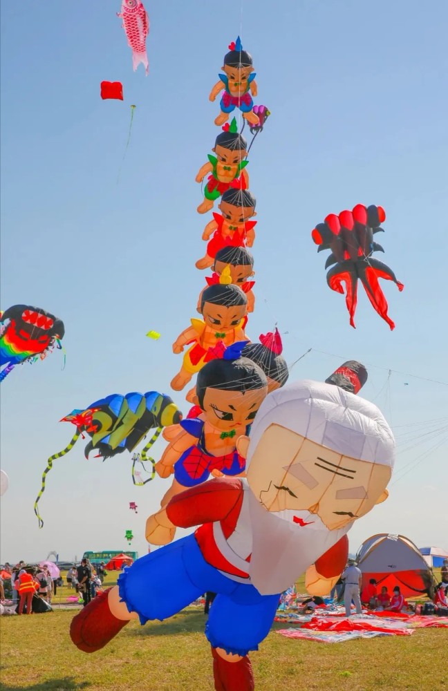 现在的风筝造型太奇特了吧!