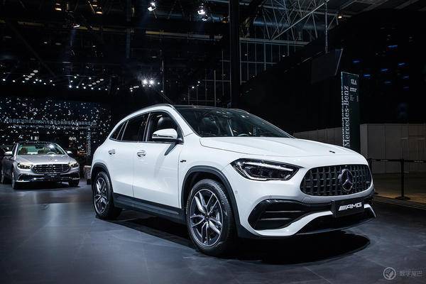 梅赛德斯-奔驰|关于数字、科技与年轻：奔驰多款新车于北京车展亮相