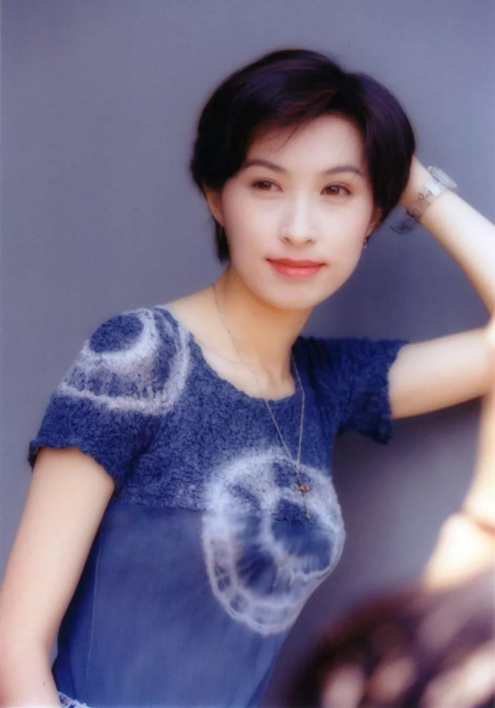 艳压蔡少芬却下嫁穷小子终生不孕她的爱情宛如童话