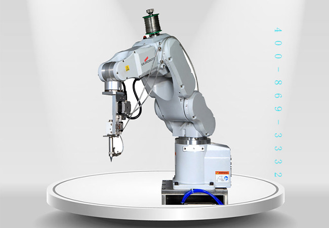 应用全自动焊锡机器人帮助企业提高生产率