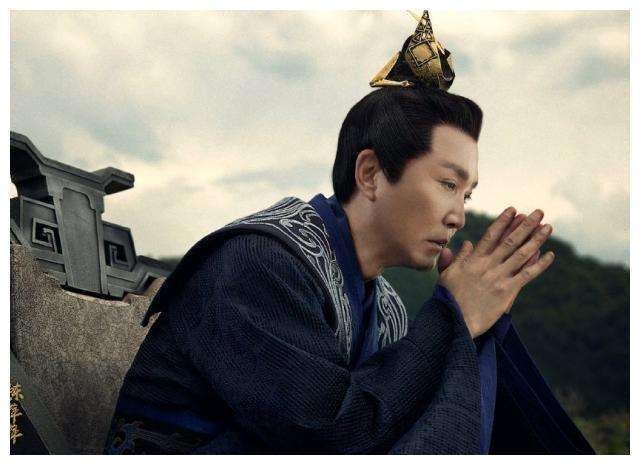 陈萍萍,自己的好姐妹兼好闺蜜,还为他量身定制了一个职位——检察院