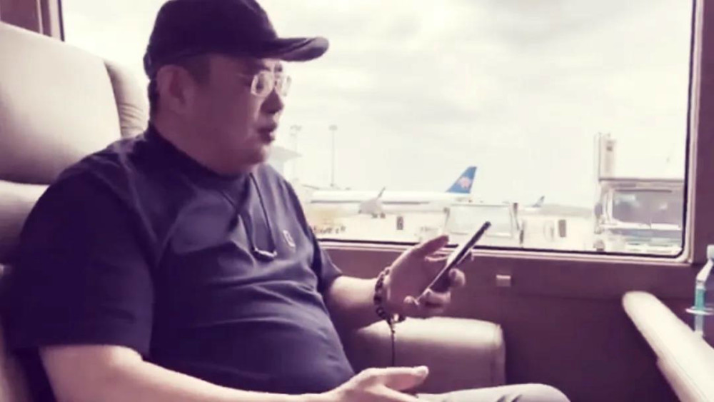 邱伟杰|夏雷轰鸣的焦味-邱伟杰诗歌作品