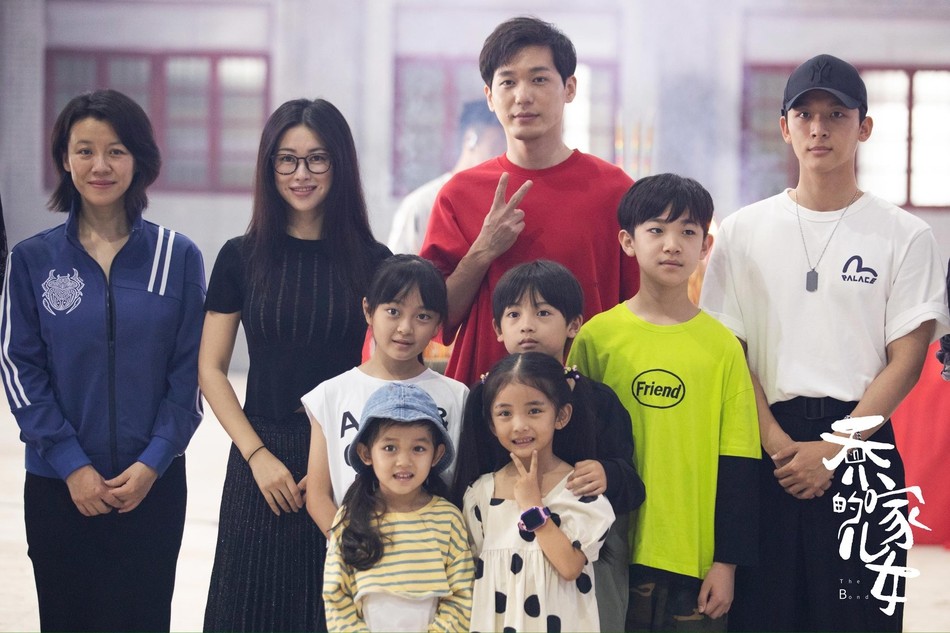 父母爱情|德华姑姑又有新剧了！不仅再次合作“红郎”，连幕后团队也厉害