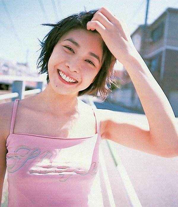 又一位40岁女星自杀去世 经历两次婚姻生2子 小儿子才8个月大 竹内结子 中村狮童 明日香