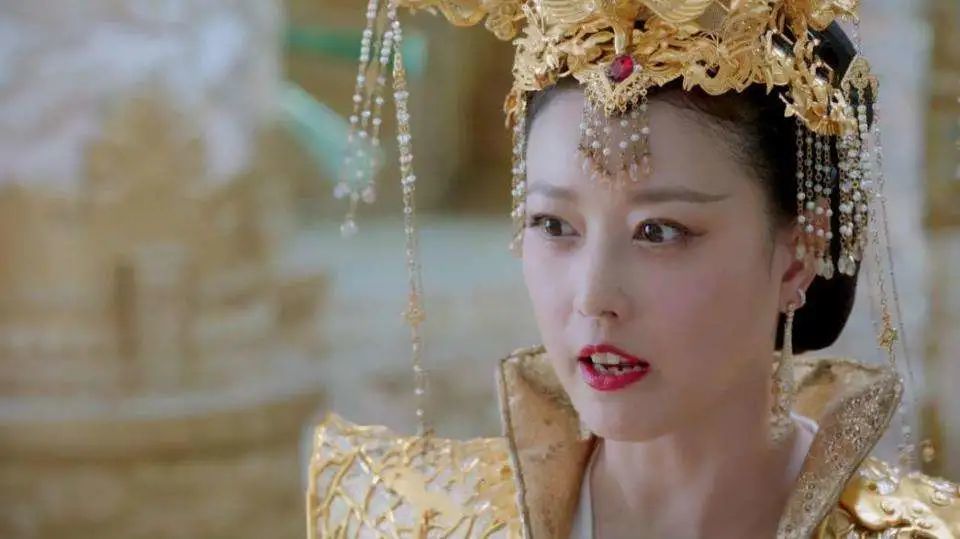 周海媚|大橘观丨不懂应酬有多惨，周海媚曾两年没工作，险连房租都交不起