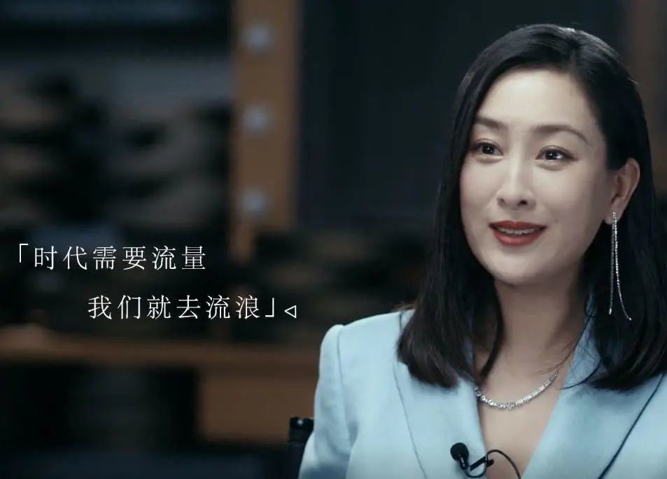 杨幂|有人无戏可拍，有人接到手软，女星过了30岁拼的是这一点