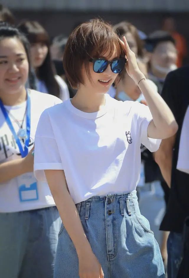 杨幂|有人无戏可拍，有人接到手软，女星过了30岁拼的是这一点