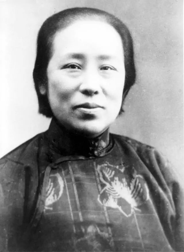 许广平|中国十位被尊称为先生的女性，你知道几位？