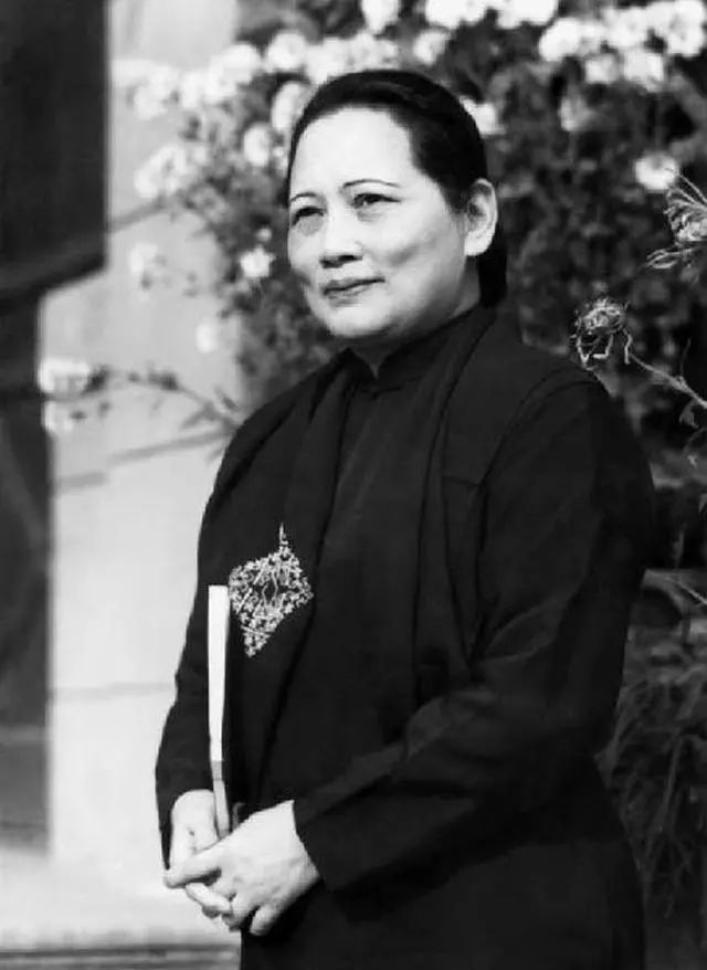 许广平|中国十位被尊称为先生的女性，你知道几位？