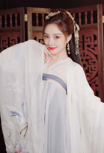 李小璐|有种“众望所归”叫李小璐，古装新造型公开，要复出拍戏了？