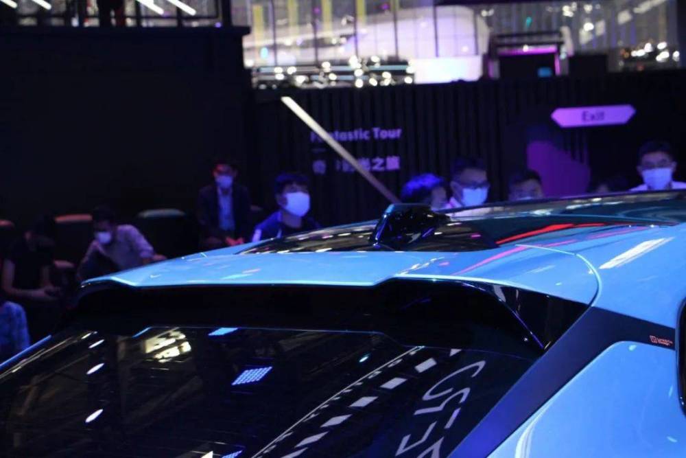 国产版taycan领克zeroconcept亮相北京车展