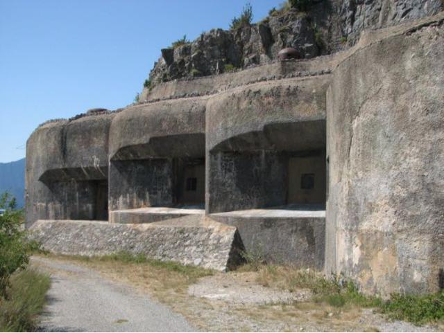 图为马奇诺防线旧址