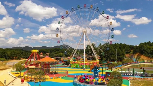 地点:荷花街道杨家弄老收费站旁(319国道)②浏阳欢乐世界"打卡"国际