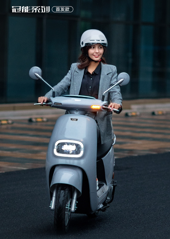 让女排精神发扬光大京东与雅迪夺冠点映礼上搞事情