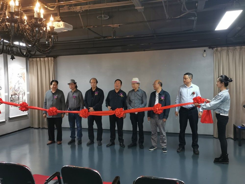 关公吴|“关公吴”吴成岗古典人物画展在成都开展 将持续至10月7日