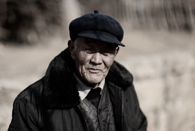 黄鼠狼|民间故事：黄鼠狼偷“鸡”