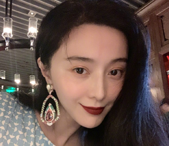 范冰冰|范冰冰有新恋情了？翻牌粉丝回应“姐夫论”，暧昧言辞引猜测