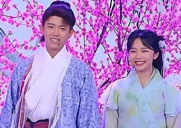 任嘉伦|任嘉伦资源差造型土，生病还要自己去医院，换团队后时尚度up