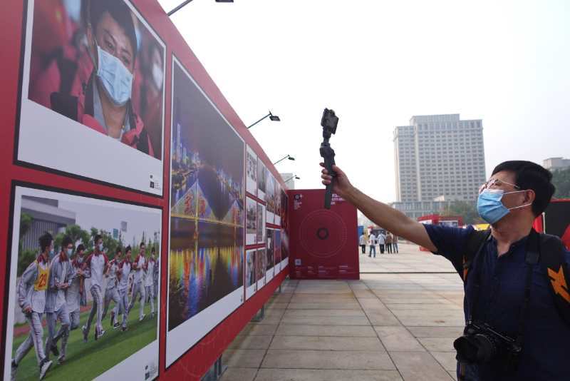 中华世纪坛|北京国际摄影周2020今天开幕！705幅图片全景回顾抗疫历程？