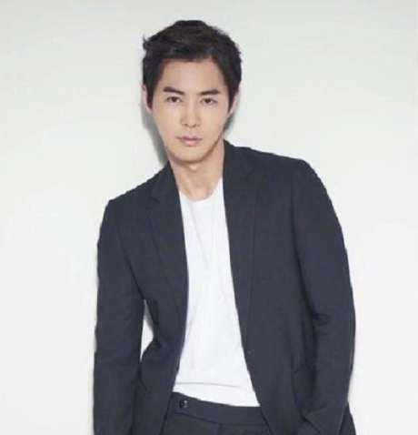 朴忠载|神话JUNJIN今日举行婚礼，妻子长相甜美可爱，唯美婚纱照公开