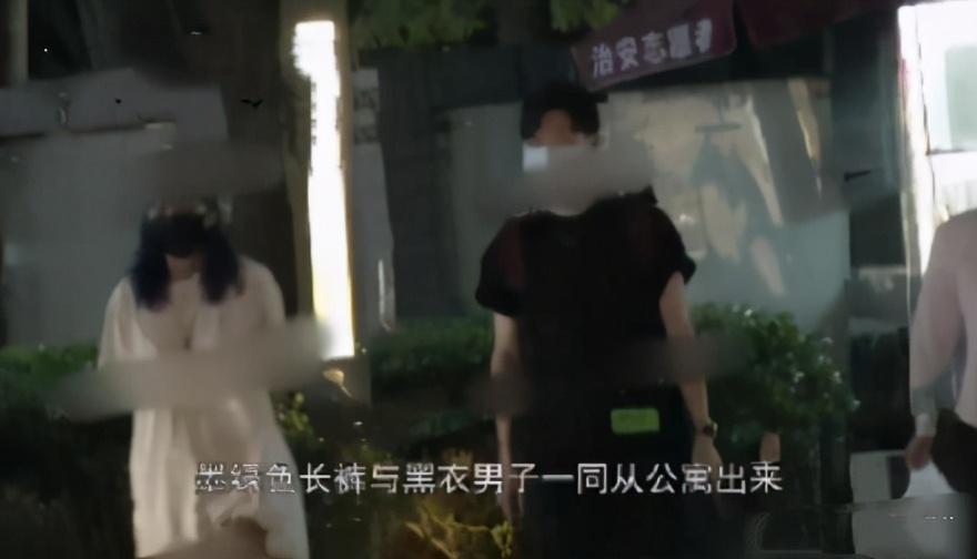 赵薇|深夜与赵薇同出公寓的小鲜肉身份曝光：超级富二代兼赵薇的崇拜者