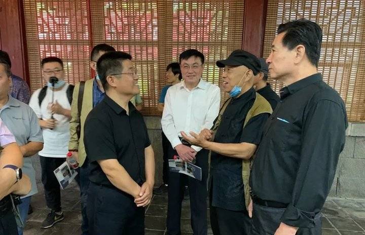 山东省中国画学会|【展讯】济南名士多——李玉旺创作研究展昨日趵突泉万竹园开幕