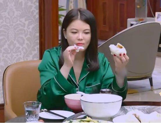 豪宅|有人家里小桥流水，有人为配家具而买房，看完明星的豪宅我沉默了