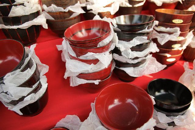 唐三彩|中日陶瓷行业：随着两国交流逐渐密切，呈现出完全不同的发展方向