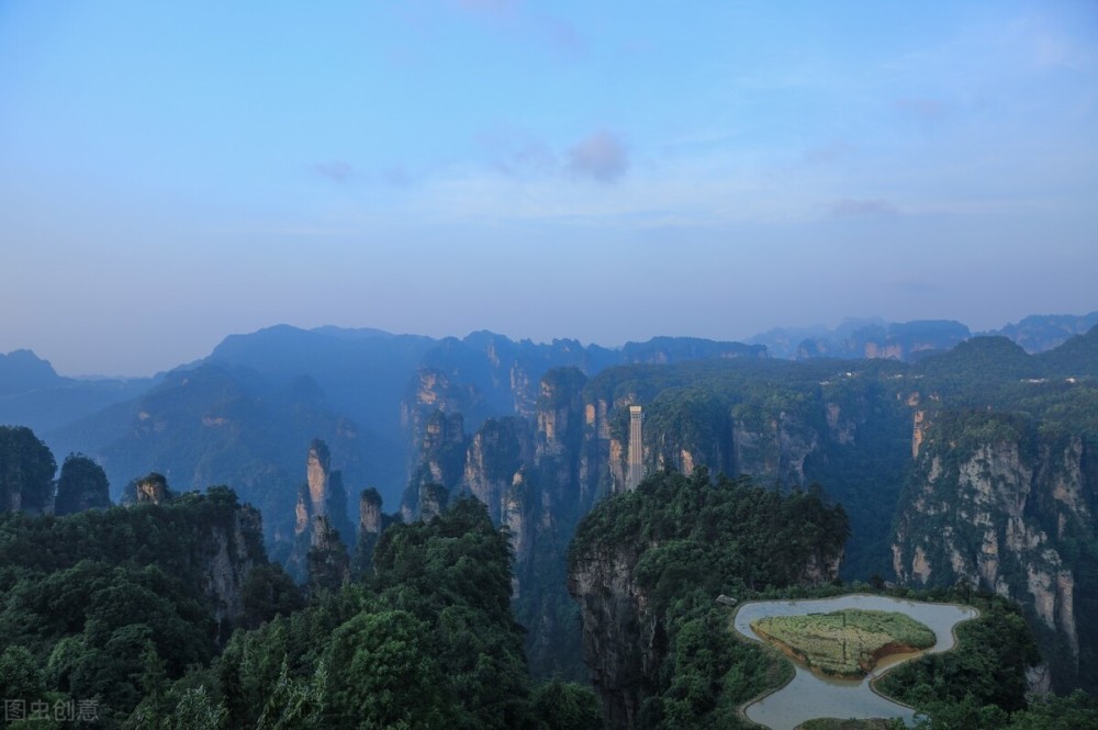 張家界國家森林公園---湖南旅游景點名勝古跡風景區(qū)圖片(圖2) 張家界國家森林公園---湖南旅游景點名勝古跡風景區(qū)圖片(圖2)