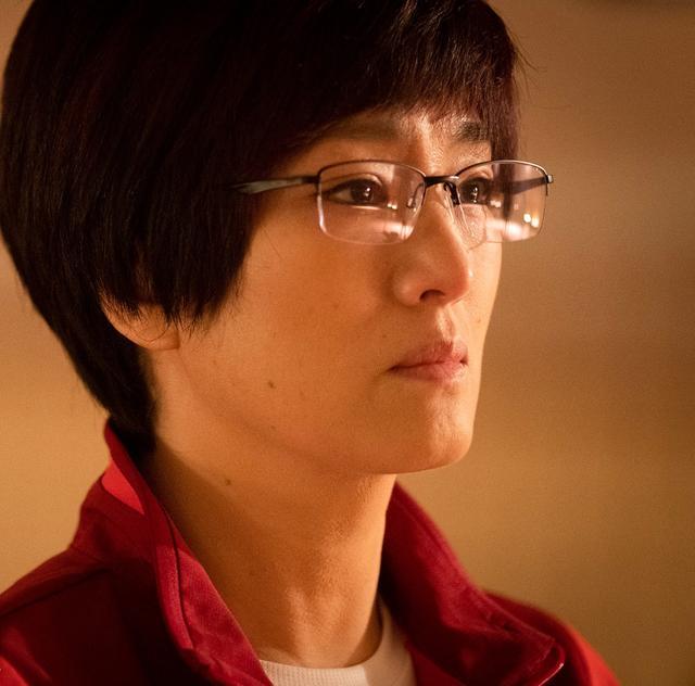 摔跤吧!爸爸|别再夸印度《摔跤吧爸爸》，巩俐演郎平，中国高分体育电影也来了