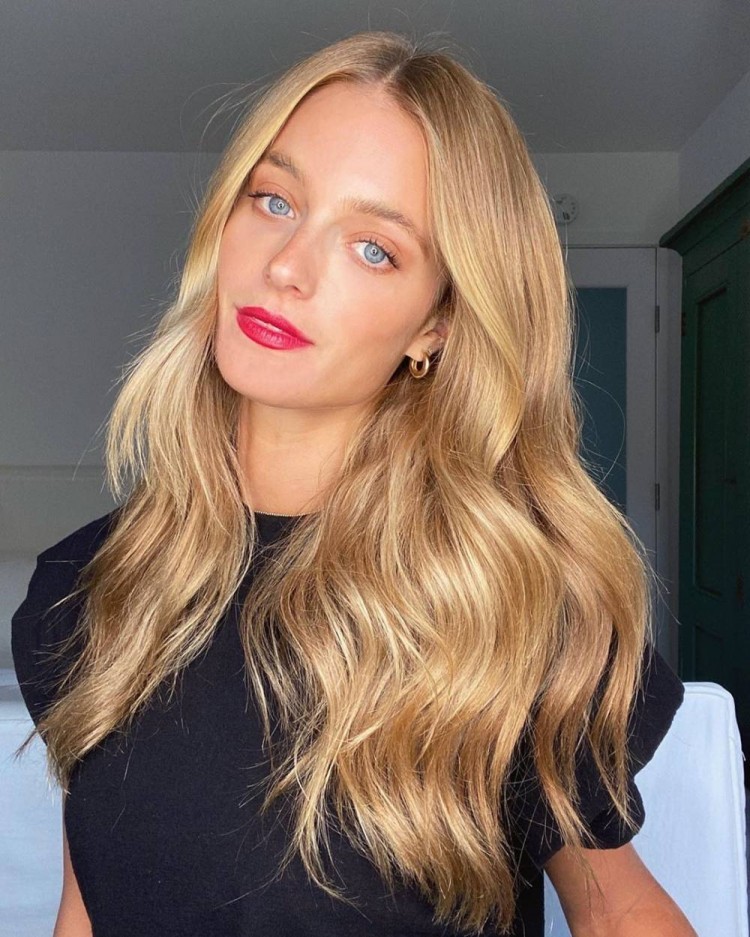 今日图集乐福女友katebock近照