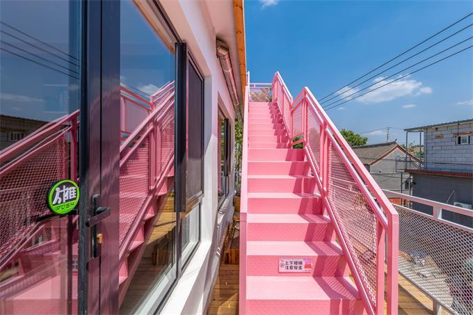 民宿|超惊艳的怀柔之上小苑民宿不仅建筑美，粉色的花园真是独一无二！