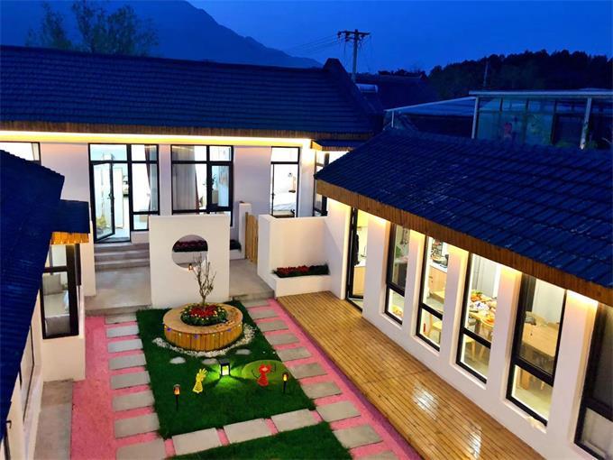 民宿|超惊艳的怀柔之上小苑民宿不仅建筑美，粉色的花园真是独一无二！