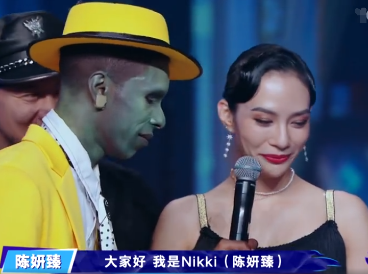 街舞布布台上秀恩爱四位单身队长反应强烈王一博耳朵通红