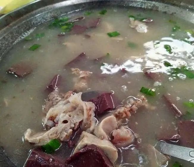 四名全羊宴霸气的全羊宴,羊脚,羊宝,扎羊肉,红烧羊肉,烂糊羊肉,羊杂汤