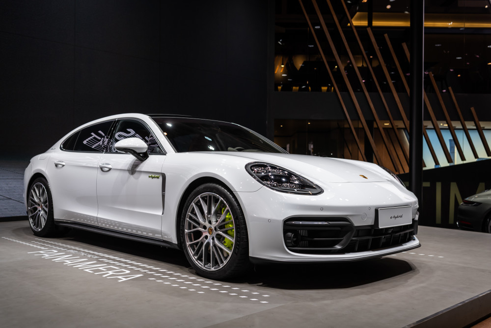 在北京车展上仔细观察新款panamera到底有什么不同?_腾讯新闻
